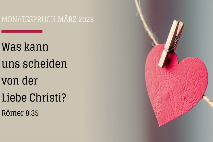 Rotes Papierherz hängt mit einer Wäscheklammer befestigt an einem Band - Copyright: ©2017 Kath. Bibelanstalt, Stuttgart-Grafik:© GemeindebriefDruckerei