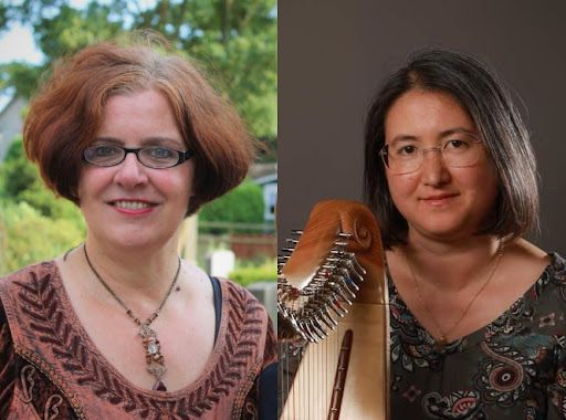 Zwei Musikerinnen mit Harfe